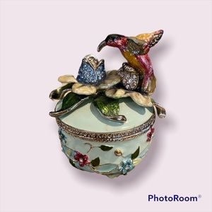 Decorative Jewel Bird Theme Pillbox Accent Piece